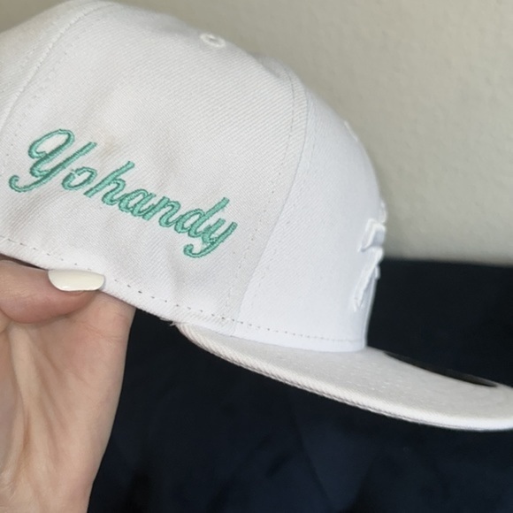 59 FIFTY Buffalo Bills Hat White On Whte Exclusive Yohandy NWT Fitted Size 8 - Picture 14 of 17